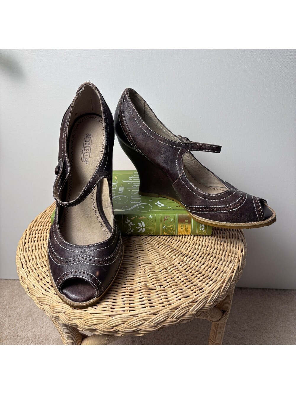 Seychelle Funky Oxford Mary-Jane Heels